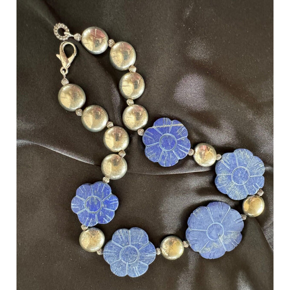 Vintage Heavy Natural Lapis Lazuli Flowers Carved Necklace Statement Piece 19" - Picture 2 of 11